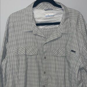 Columbia Omni-Shade Light Gray Plaid Outdoor Button Shirt